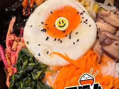 石锅拌饭-蚂蚁洞·烤肉大营地(上海静安大悦城店)