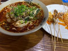 -丁丁猫重庆小面(徐州路店)