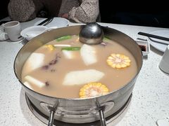 -肥仔文澳门猪骨煲(南京西路店)