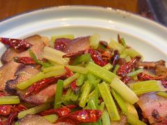 -唐师傅湘西名菜馆(武陵路店)