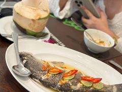 -Chom Cafe and Restaurant