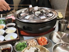 -围炉肉舍丹东海鲜烤肉·烤活鳗(步行街店)