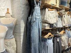 -Brandy Melville