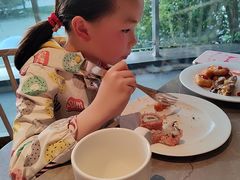 -上海佘山世茂艾美酒店