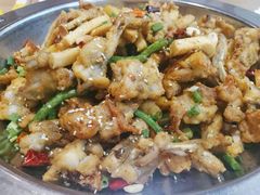 -小鱼小牛·鱼牛干锅·脆鱼火锅(世欧广场店)