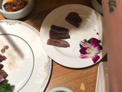 -萨拉伯尔水源素问店·韩国宫廷料理(人民路店)