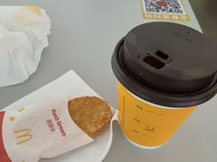 -麦当劳(上海虹桥站30B检票口楼上)