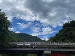 -雅鲁激流探险漂流