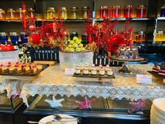 -唐拉雅秀酒店-西锦汇空中BBQ·思创餐厅