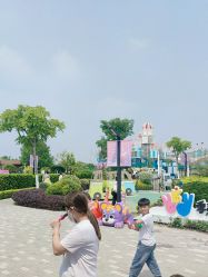 -季高兔窝窝亲子园(上海薰衣草公园店)