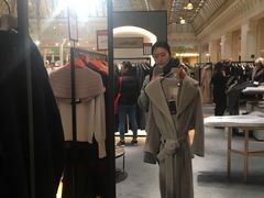 -乐蓬马歇百货公司(Rive Gauche)