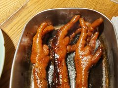 极致卤鸡爪-弄堂里·寻味杭州(湖滨银泰in77C区店)