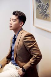 -变画·发型STUDIO