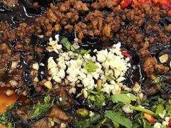 -一口猪海鲜浑锅·东北家常菜