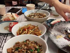 -新李记 · 口味菜馆(南郊公园店)
