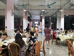 大堂-标记美食新鲜猪杂(兴南大道店)