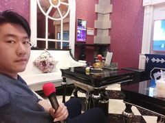 -好乐迪(张扬路八佰伴店)