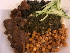 烧椒皮蛋牛肉拌粉-拌面小当家