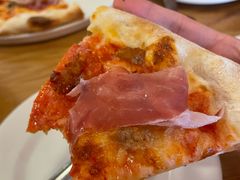 意式肉食披萨-城市大道红炉披萨烘焙坊