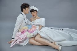 -上花轿婚纱摄影