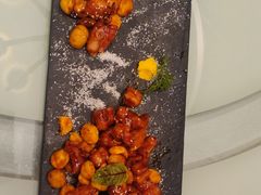 -皇城根·鲁菜济南菜·吊炉烤鸭·炒鸡鱼头(济南旗舰店)