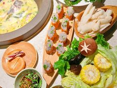 -鲜潭蒸汽石锅鱼(欢乐海岸购物中心店)