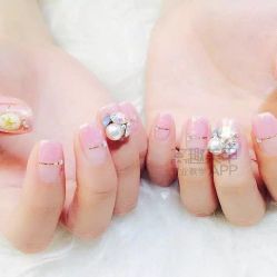 -爱美睫美甲会馆
