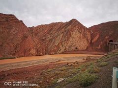 -天山神秘大峡谷