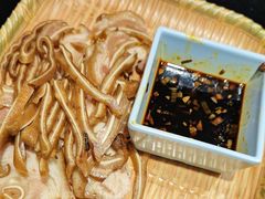 -东口码头·烧鸽子·鱼头泡饼·地方菜(金鹰悦城店)