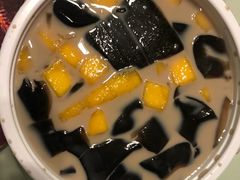 -黄氏壹品汇•水牛奶甜品(全国总店)