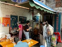 -梁阿婆廿年老牌扣肉糯米饭
