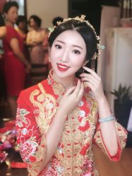 -莫小姐婚纱