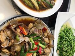 -鑫悦楼煎蟹·16年海鲜大排档