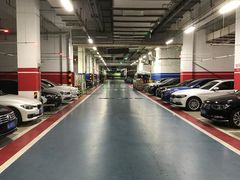 -奥林匹克森林公园南门-停车场