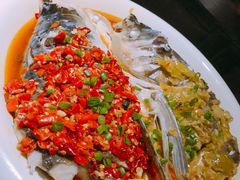 傲娇鱼头王-湘与香缘·湖南菜(王府井北京市百货大楼店)