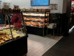 面包甜点陈列柜-山崎面包(百联世纪店)