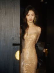 -艾米丽婚纱礼服
