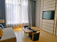 -大连金石滩绿发温泉假日酒店