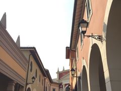 -佛罗伦萨小镇广佛名品奥特莱斯(疏港路店)