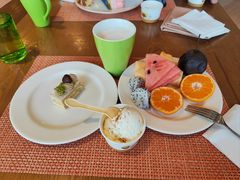 -松咖啡自助餐厅·松北香格里拉