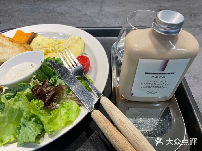 奎克咖啡Cuiqu(晶品店)冰酿拿铁图片