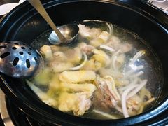 -东椰·海南椰子鸡火锅(朝阳门店)