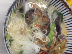 -鲜越鲜鱼粉(财富购物中心店)