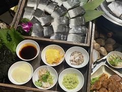 -围炉肉舍丹东海鲜烤肉·烤活鳗(步行街店)