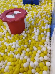 -开心哈乐亲子乐园(东森时尚百货店)