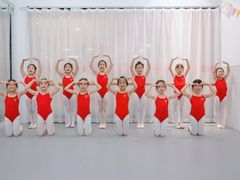 -小芳舞蹈团·少儿舞蹈·中国舞(龙江校区)