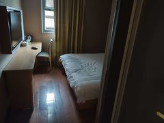 -如家酒店(成都春熙路太古里地铁站店)