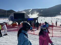 -中旅松花湖滑雪场