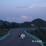 婚纱照｜夜景公路婚纱照  让爱意自由释放