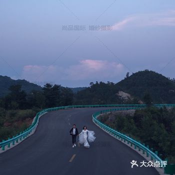 婚纱照｜夜景公路婚纱照  让爱意自由释放